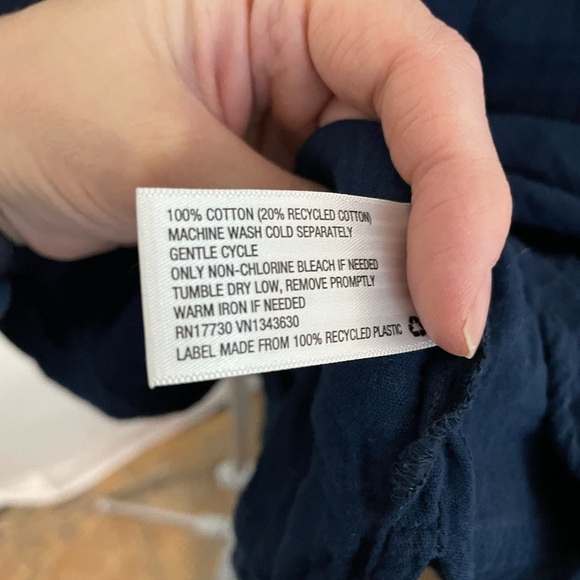 Universal Thread Womens Blue Long Sleeve Button Down‎ Shirt Size small - Picture 7 of 10